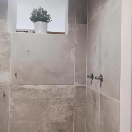Cura's Place Διαμέρισμα