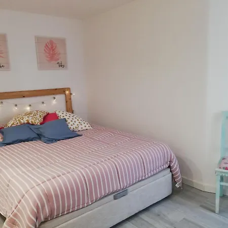 Διαμέρισμα Cura's Place